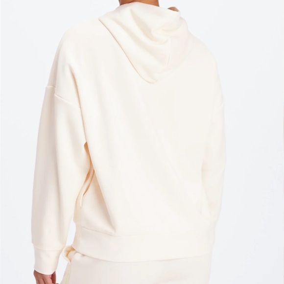 NWT Fabletics Go-To Hoodie in Color Oats Size Large - Picture 2 of 6